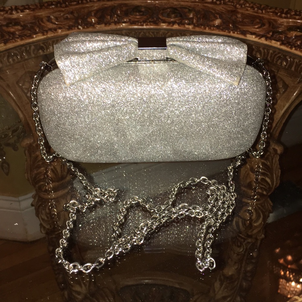 NWOT ALDO 💕Sliver Sparkle Evening Clutch with Bow